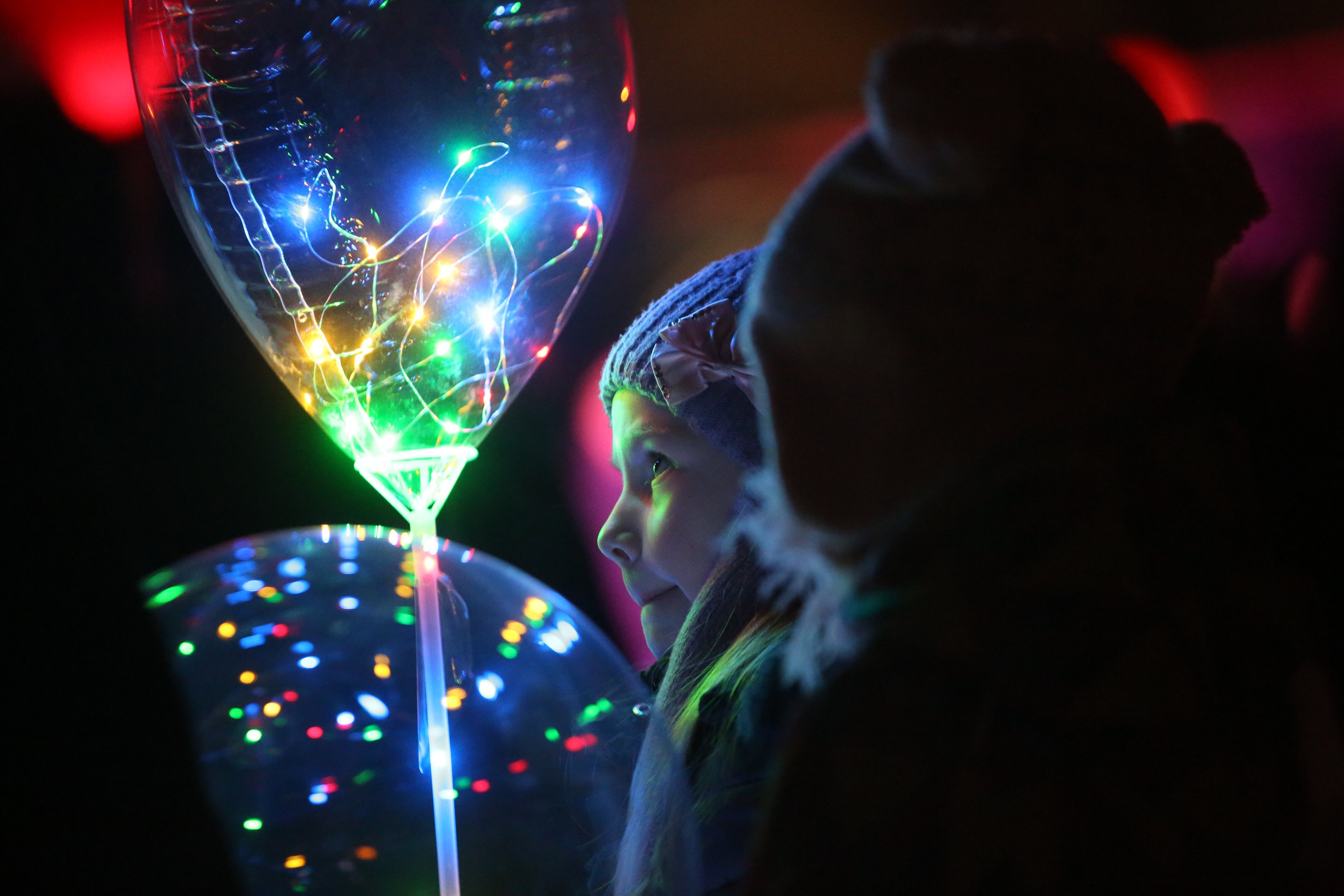 Фестиваль волшебных шаров в парке имени Бабушкина в Санкт-Петербурге